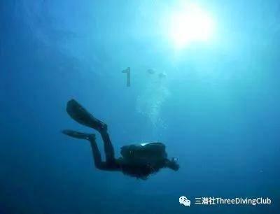 为什么坐月子老是出汗？游戏画面